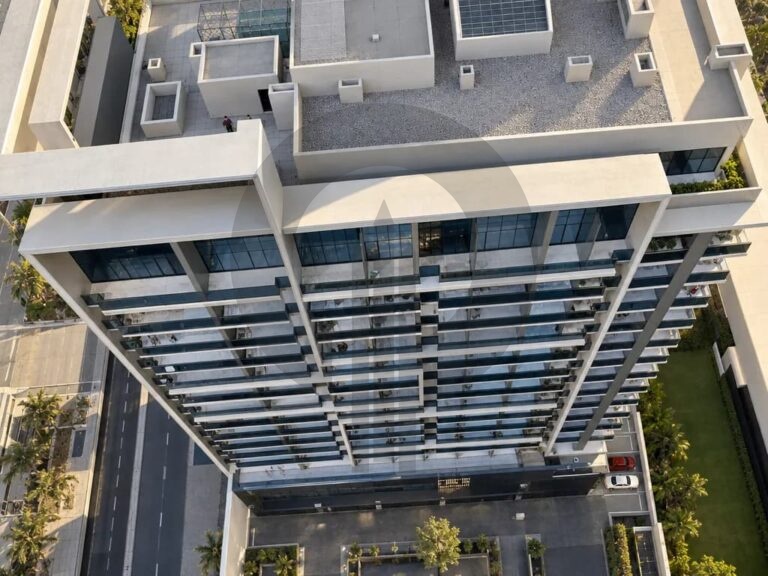 AG 7EVEN by AG Properties