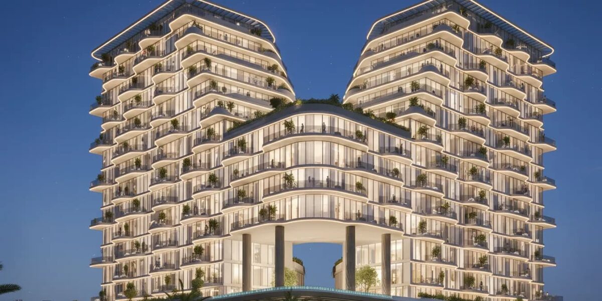 Royal Yacht Club Residence by Azimuth Development