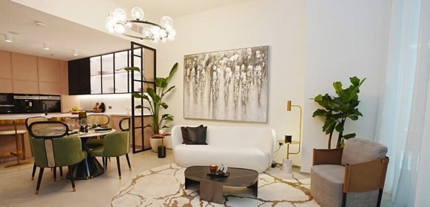 Weybridge Gardens by Leos